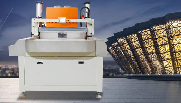 如何清除玻璃切割机的残渣? 如何清除玻璃切割机的残渣?